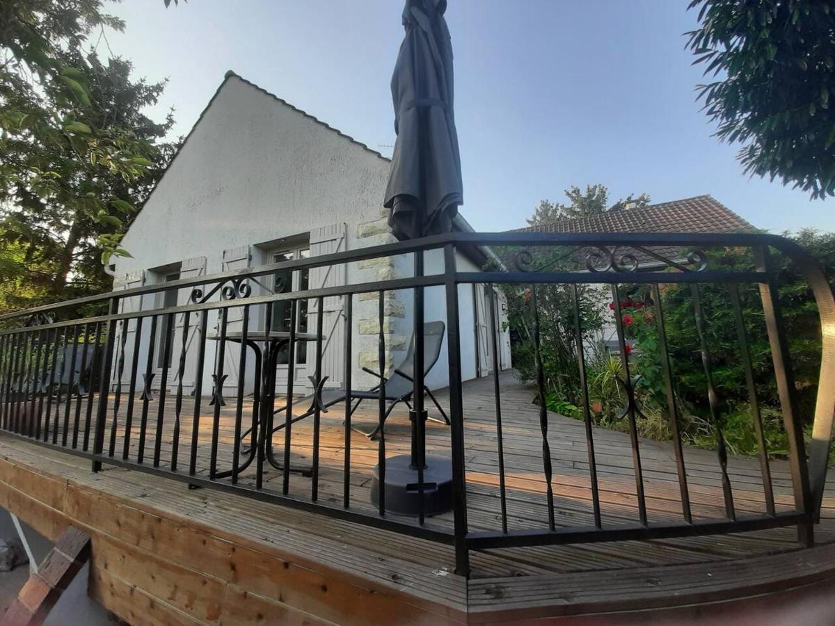 Maison Confort Et Repos Crecy-la-Chapelle ภายนอก รูปภาพ