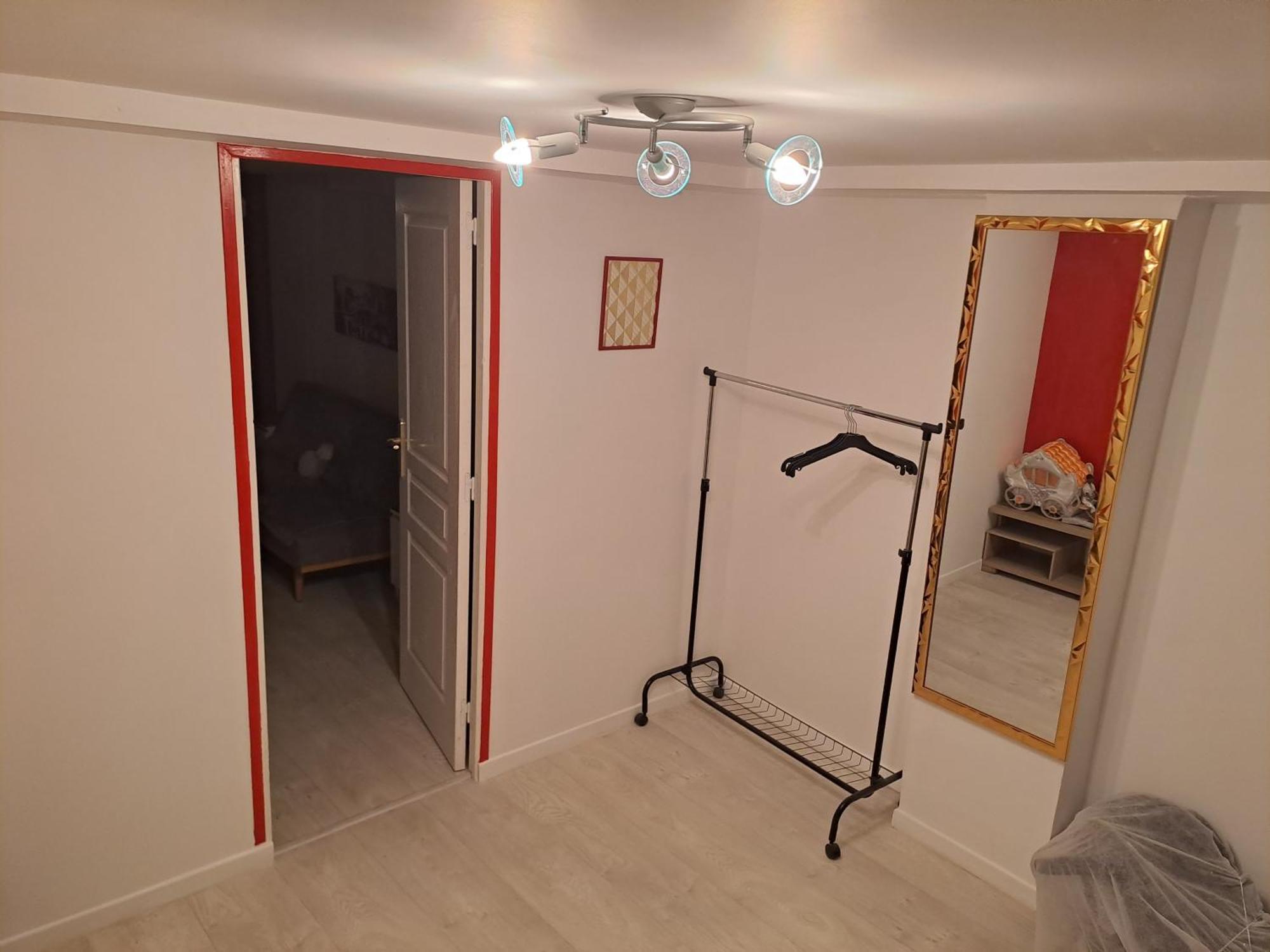 Maison Confort Et Repos Crecy-la-Chapelle ห้อง รูปภาพ